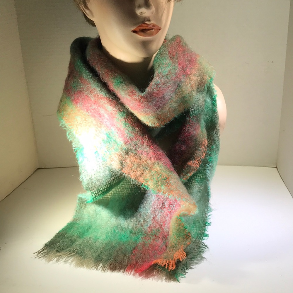 Vintage 70-80’s Donegal Design Ireland mohair scarf 72”
